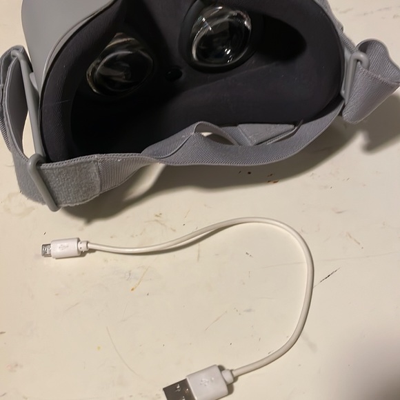 Oculus - Picture 6 of 6